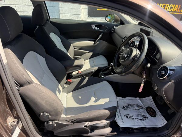 Audi A1 2012 388592393
