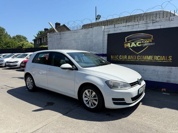 Volkswagen Golf 2014 388596137