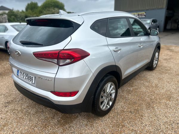Hyundai Tucson executive 1.7 388515875