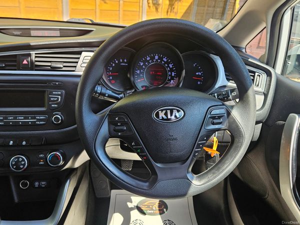Kia Ceed 2016 1.6crdi manual 388521489