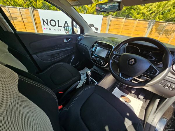 Renault Captur 2018 1 litre petrol manual 388528889