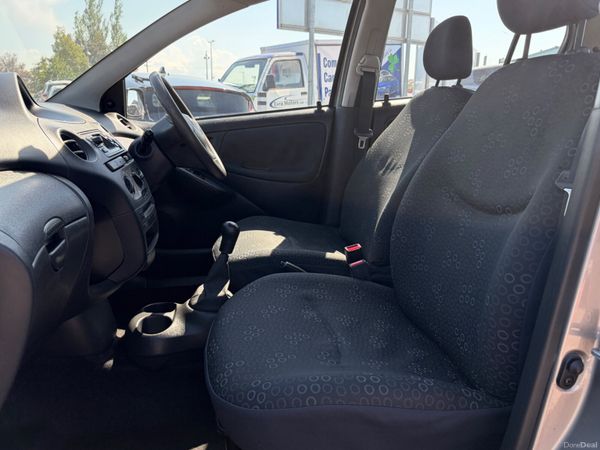 2005 Toyota Yaris 1.0 VVT-I Nct 03/27 Tax 07/26 388530107