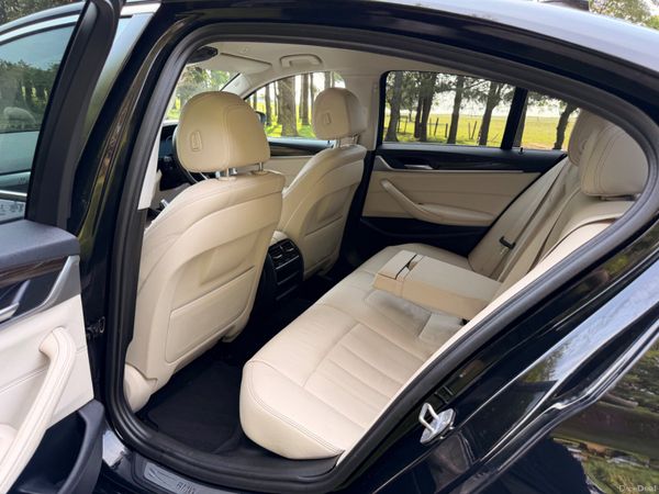 BMW 5-Series 2017 Diesel Automatic 388670541