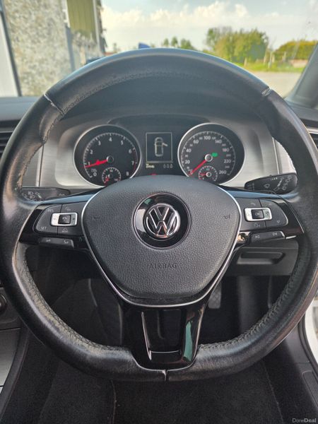 2017 vw golf 1.2 auto // LIFT FACE MODEL 388680083