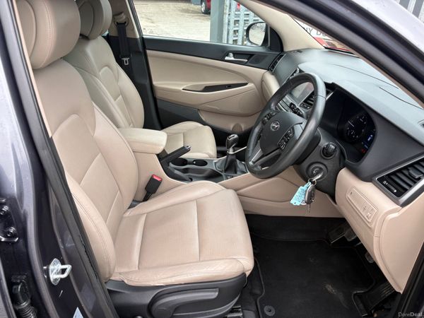 2018 Hyundai Tucson Executive 1.7 388688401