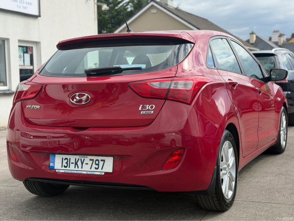 Hyundai i30 CLASSIC 388695617
