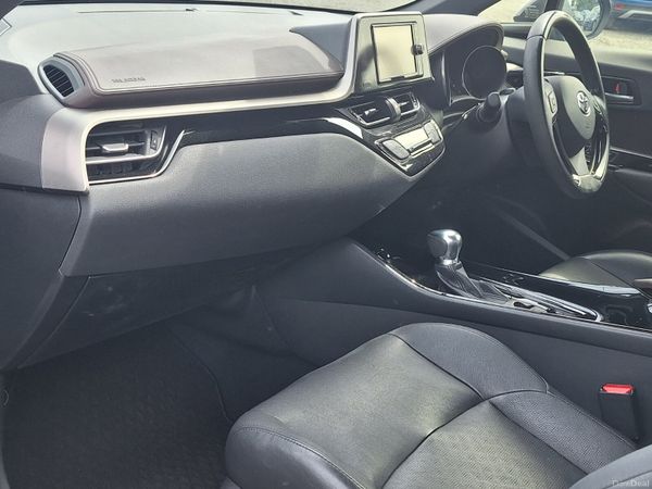 2017 Toyota C-HR Self charging Hybrid| Sol G pack 388697529