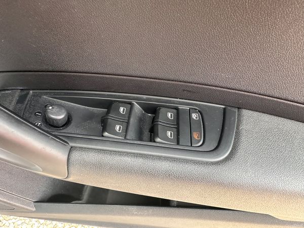 Audi A1 2015  s line 1.6 tdi Manual 388698579