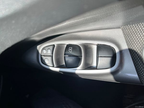 Nissan Juke 2012 388606613