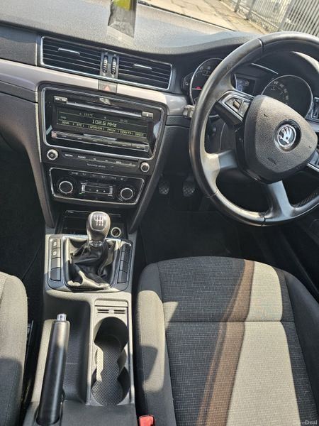 Skoda Superb 2014 (LOW MILAGE/IRISH CAR) 388607341