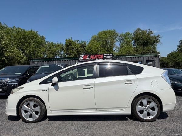13 TOYOTA PRIUS HYBRID 388609603