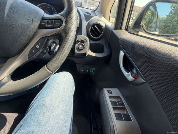 12 HONDA FIT HYBRID 388610191