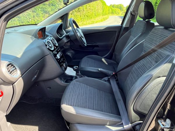 Opel Corsa 1.2 Excite 388619683