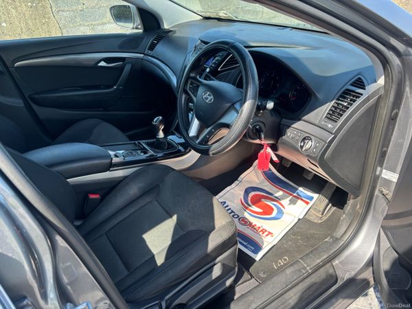 Hyundai i40 2013 388624935