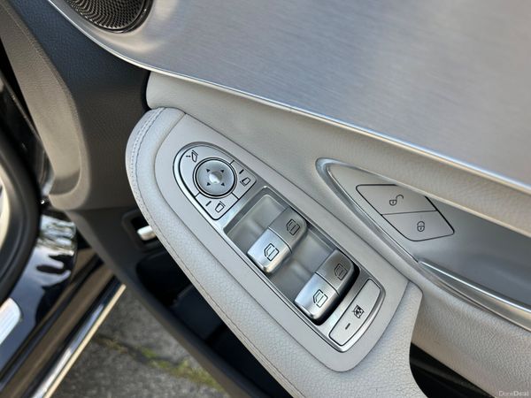 2017 MERCEDES C220 AVANTGARDE PARKING CAMERA 388632787