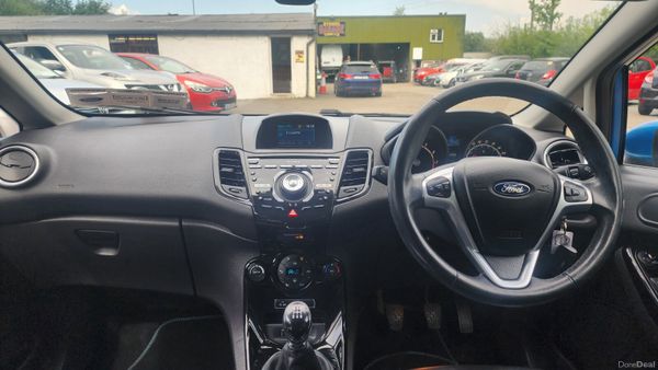 2014 Ford Fiesta Zetec 1.0 EcoBoost – High Spec 388634343