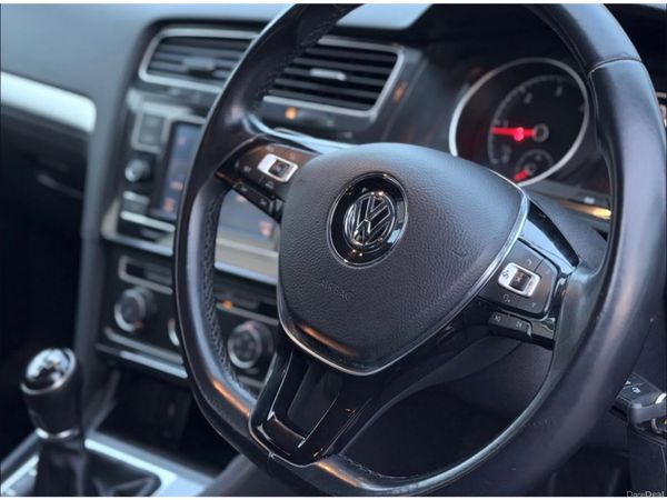 Volkswagen Golf TRENDLINE Stylish Alloys 388745239