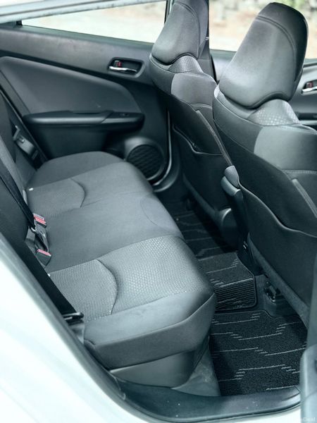 Toyota PRIUS 2021 | 1.8 HYBRID 388750141