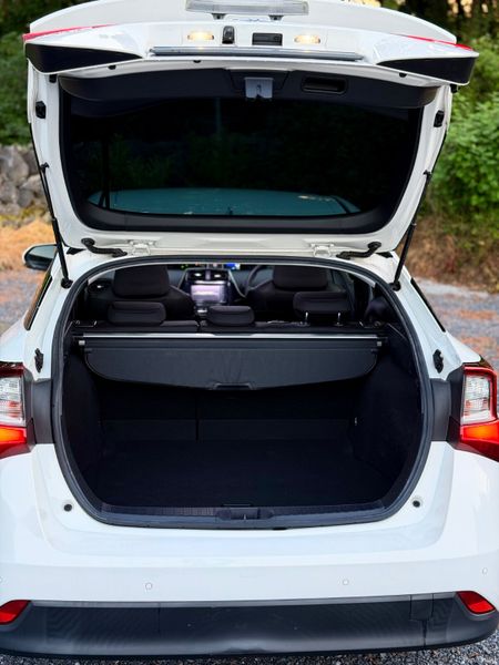 Toyota PRIUS 2021 | 1.8 HYBRID 388750145
