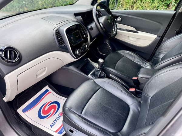 19 Renault Captur GT Line 1.3 TCe 130 BHP 388759753