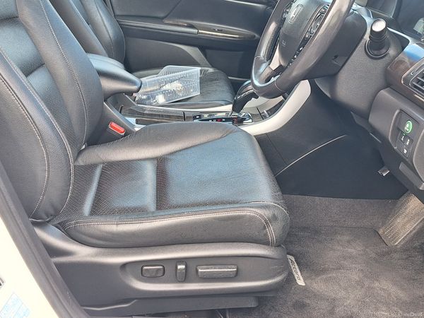 Honda Accord Hybrid Auto| Executive Edition 388763195