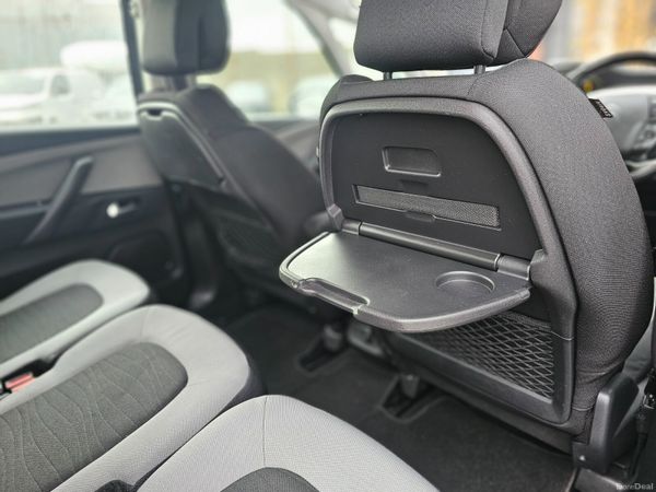 CITROEN C4 PICASSO // 7 SEATER // 04/27 NCT 388787339