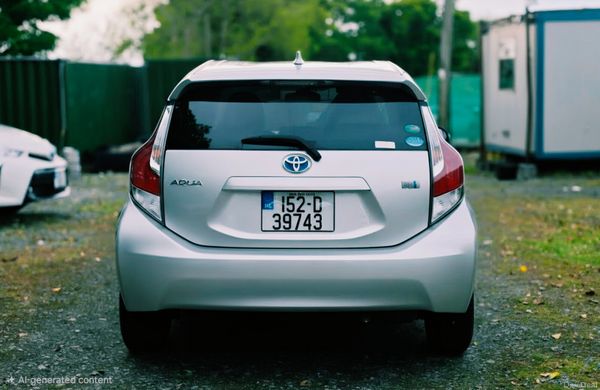 Toyota Aqua 2015 388790923