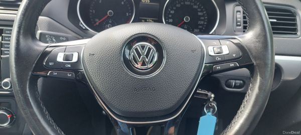 Volkswagen Jetta 2017 2.0L Low Mileage 388795057