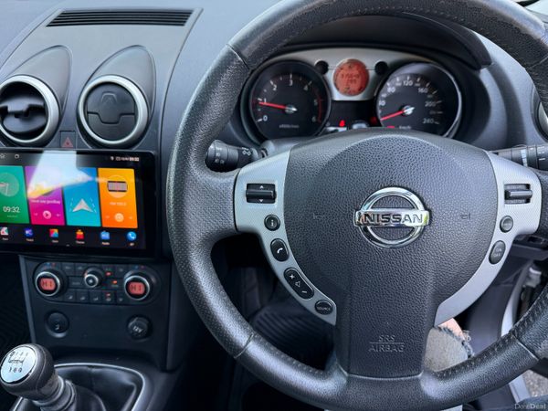 New: NCT 4/27. NEW: Car Play. 4K Reversing Camera 388712391