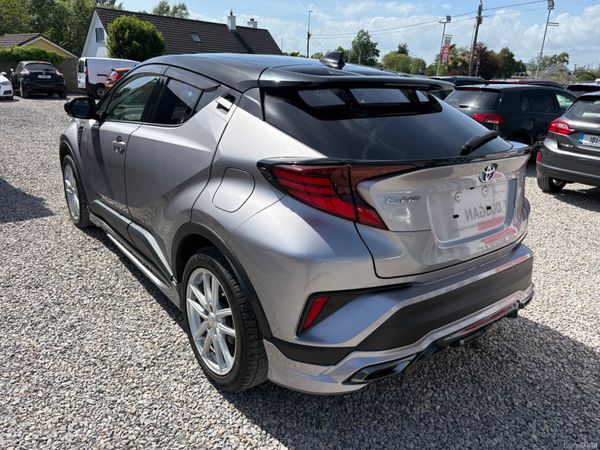 2020 Toyota C-hr 1.8 hybrid 388847355