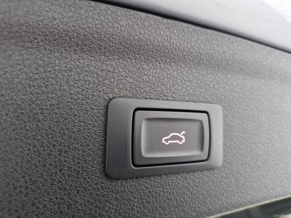2017 Audi Q3 SE 2.0 TDi 150 Bhp 131,000 Km 388850357