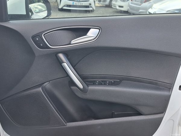 2015 audi A1 | 1.4 Auto 388851899