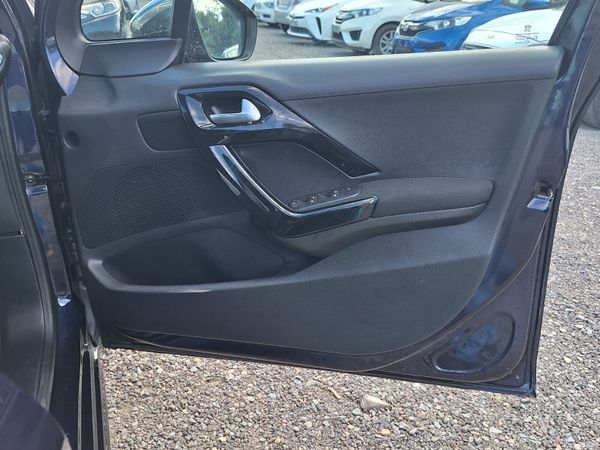 2017 Peugeot 208 Pan Sunroof| 1.2 Petrol Auto 388852597