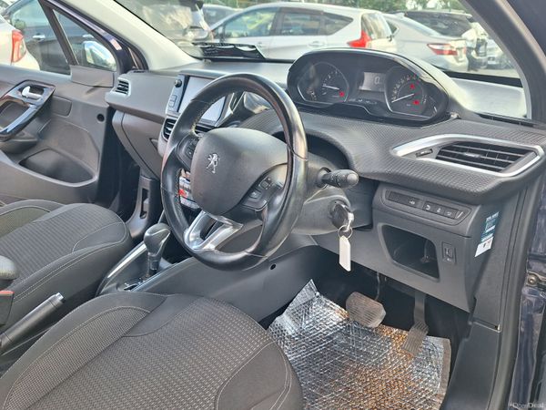 2017 Peugeot 208 Pan Sunroof| 1.2 Petrol Auto 388852609