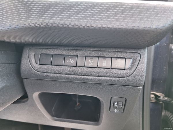 2017 Peugeot 208 Pan Sunroof| 1.2 Petrol Auto 388852611