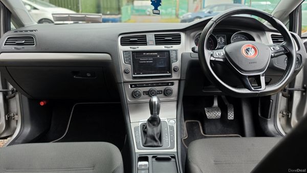 Volkswagen Golf 2016 388867953