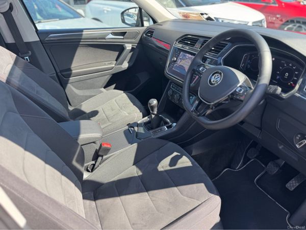 Volkswagen Tiguan HIGHLINE 2.0 TDI MANUAL 6SPEED F 388868613