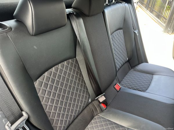 TOYOTA C-HR 2019, 1.8 HYBRID AUTO LOW KM HIGH SPEC 388882079
