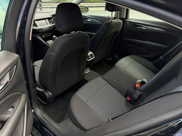 2022 Opel Insignia SC 1.5 Diesel – NCT & Tax – 388882547