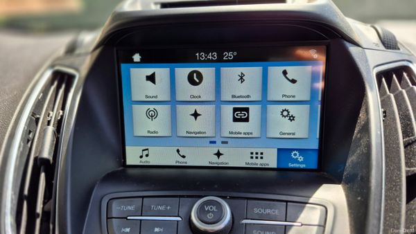 2018 Ford C-MAX  1.0 TITANIUM 388803577