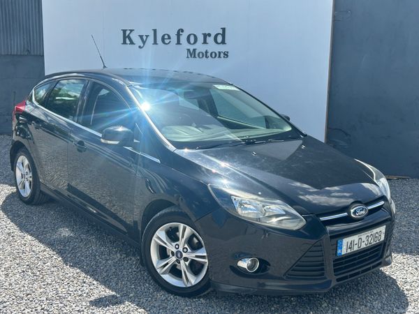 Ford Focus 2014 388809101