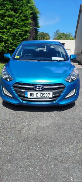 Hyundai i30 2016 388810487