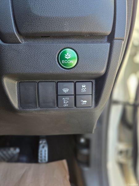 HONDA FIT PREMIUM MODEL 1.5 HYBRID 388810531