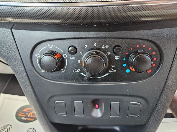 Dacia Sandero Stepway 2017 1.0 Petrol 388815759