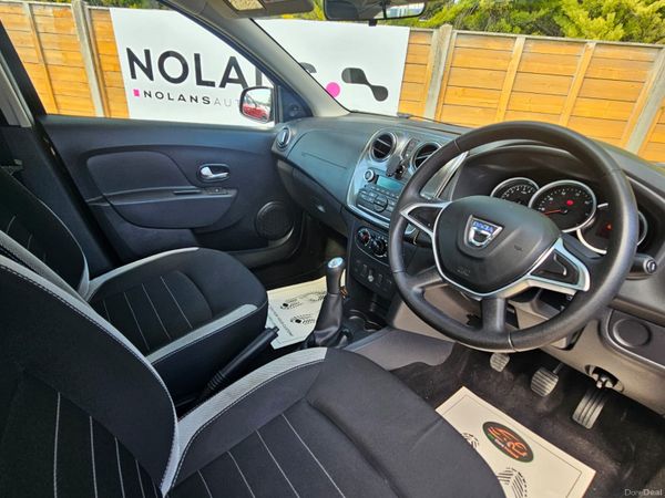 Dacia Sandero Stepway 2017 1.0 Petrol 388815721