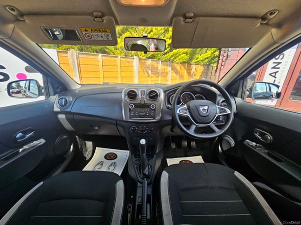 Dacia Sandero Stepway 2017 1.0 Petrol 388815735