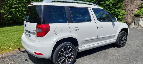 Skoda Yeti 2015 388817211