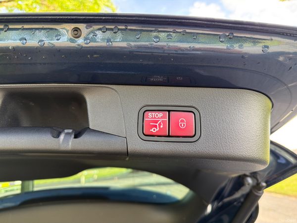Mercedes-Benz EQB 2023 7 Seaters 388838149