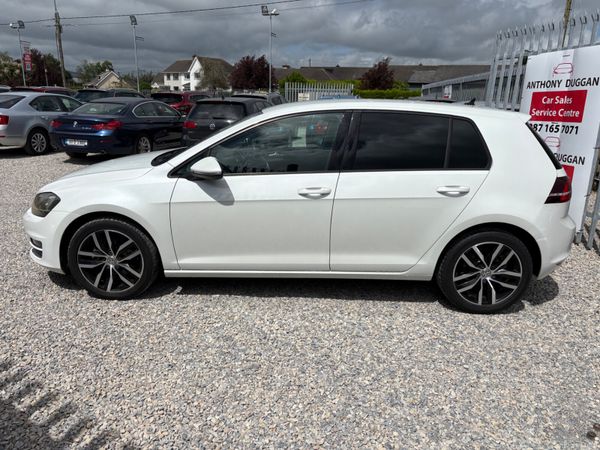 2017 Volkswagen Golf Highline Auto 388944585