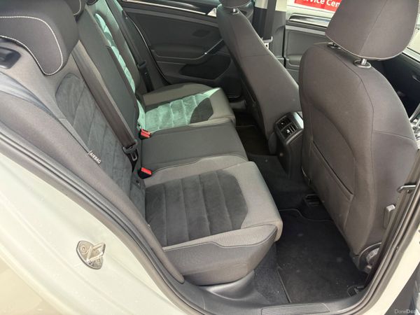 2017 Volkswagen Golf Highline Auto 388944593